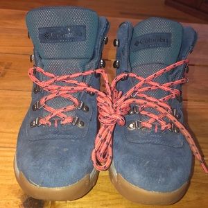 Women’s Columbia boots